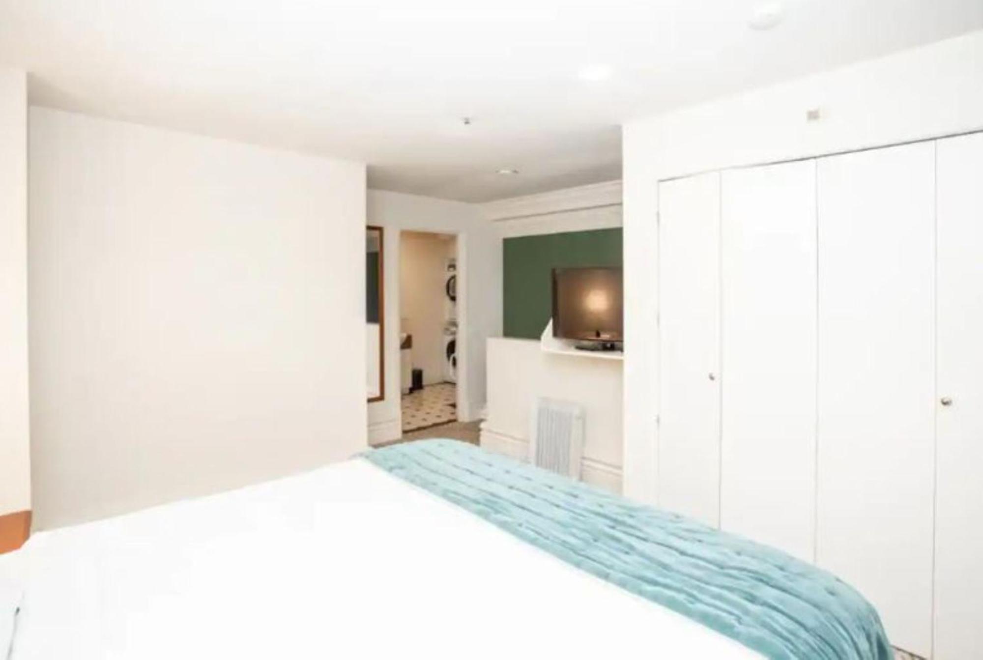 Beauty In The Cbd - 1Bed Free Parking Pool Apartman Christchurch Kültér fotó