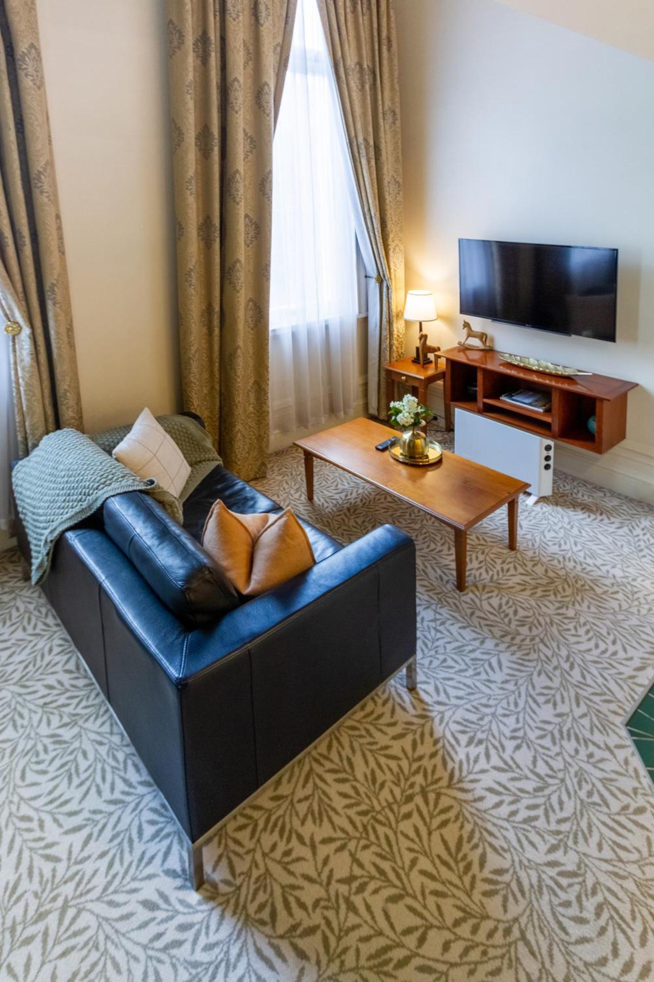 Beauty In The Cbd - 1Bed Free Parking Pool Apartman Christchurch Kültér fotó